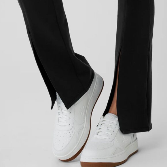 Alo Airbrush High-Waist Flutter Legging - Picture 4 of 4